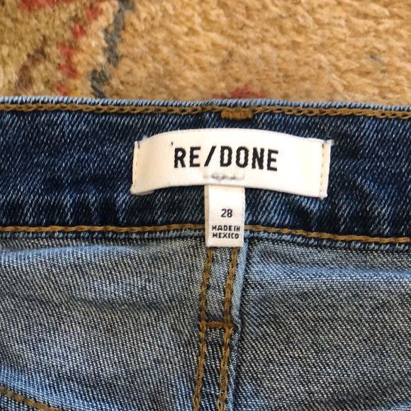 Re/Done straight leg, raw hem button-fly jeans 28 high-rise - Picture 3 of 7